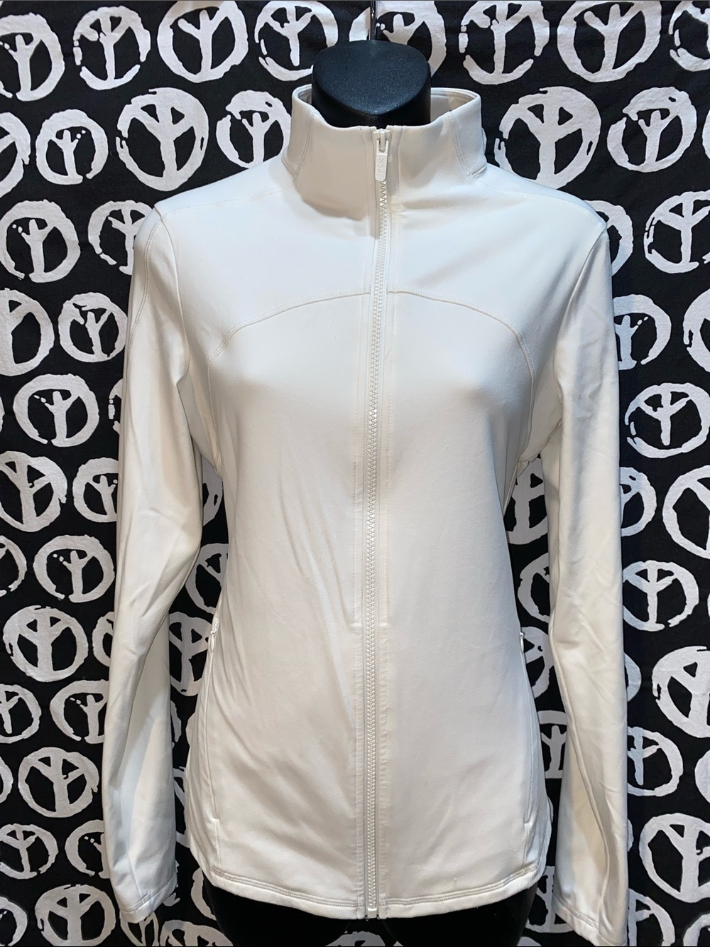 FLX CREAMY WHITE ATHLEISURE JACKET SZ M